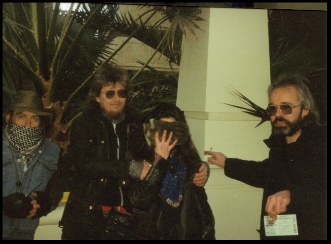 640x468 pixels (117K)